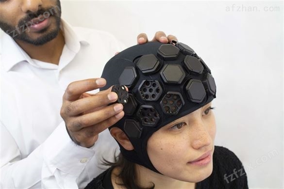 英国UCL可穿戴近红外脑成像系统公司